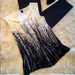 Cute black and white Ann Taylor top
